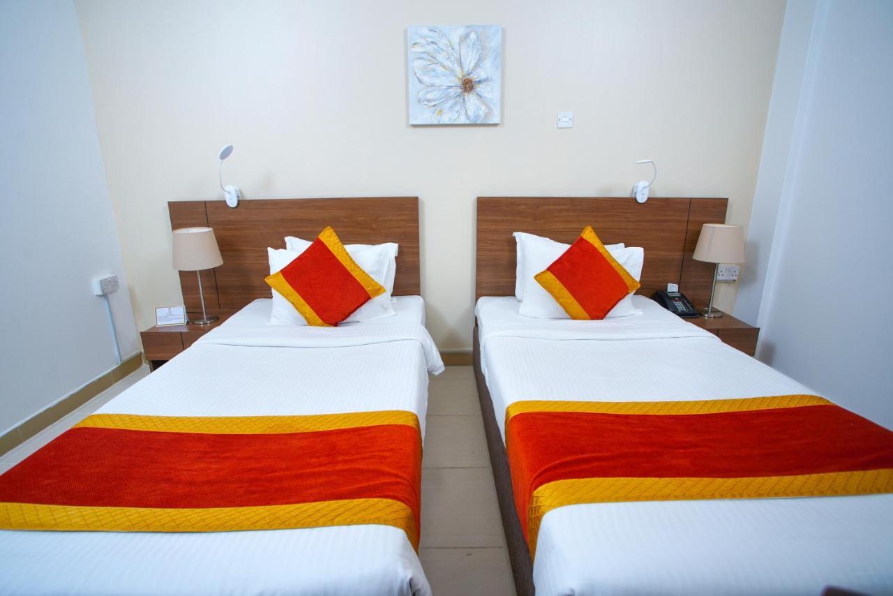 La Villa Hotel Doha Luaran gambar