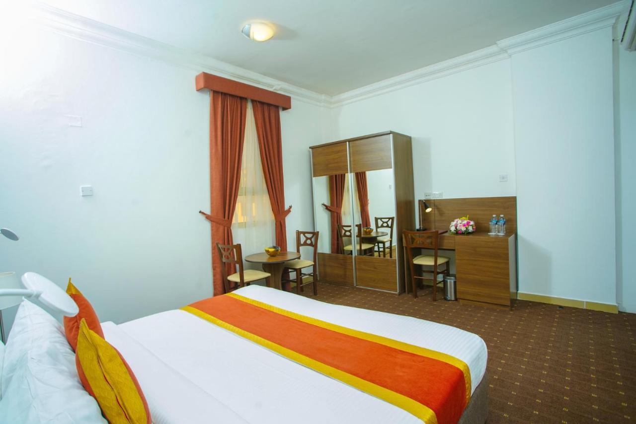 La Villa Hotel Doha Luaran gambar