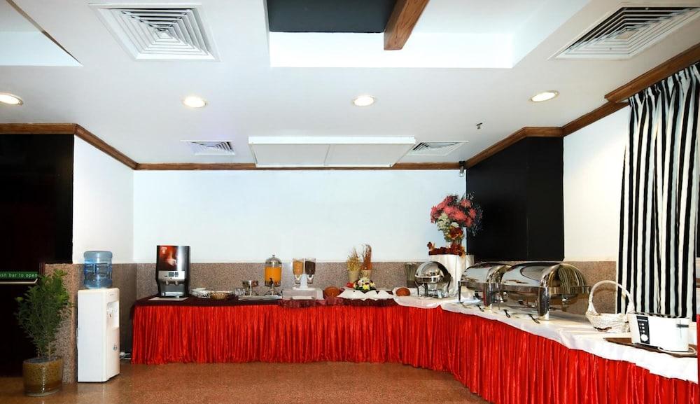 La Villa Hotel Doha Luaran gambar