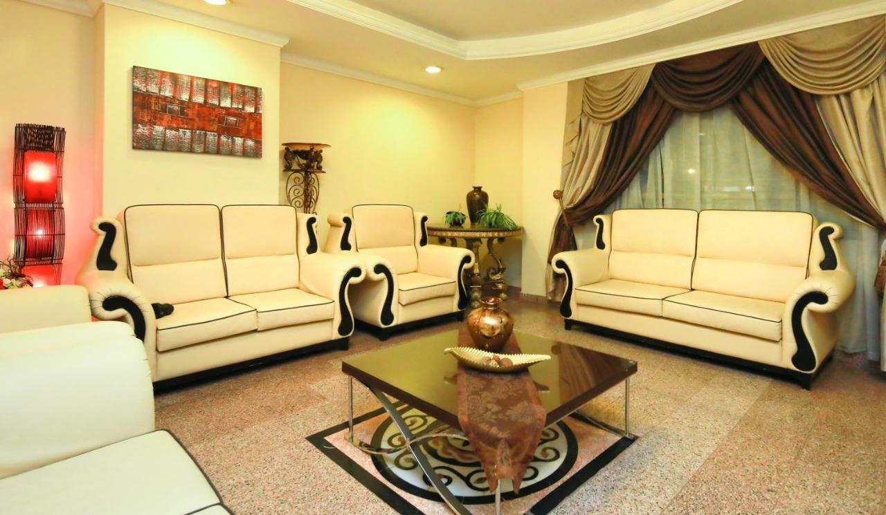 La Villa Hotel Doha Luaran gambar